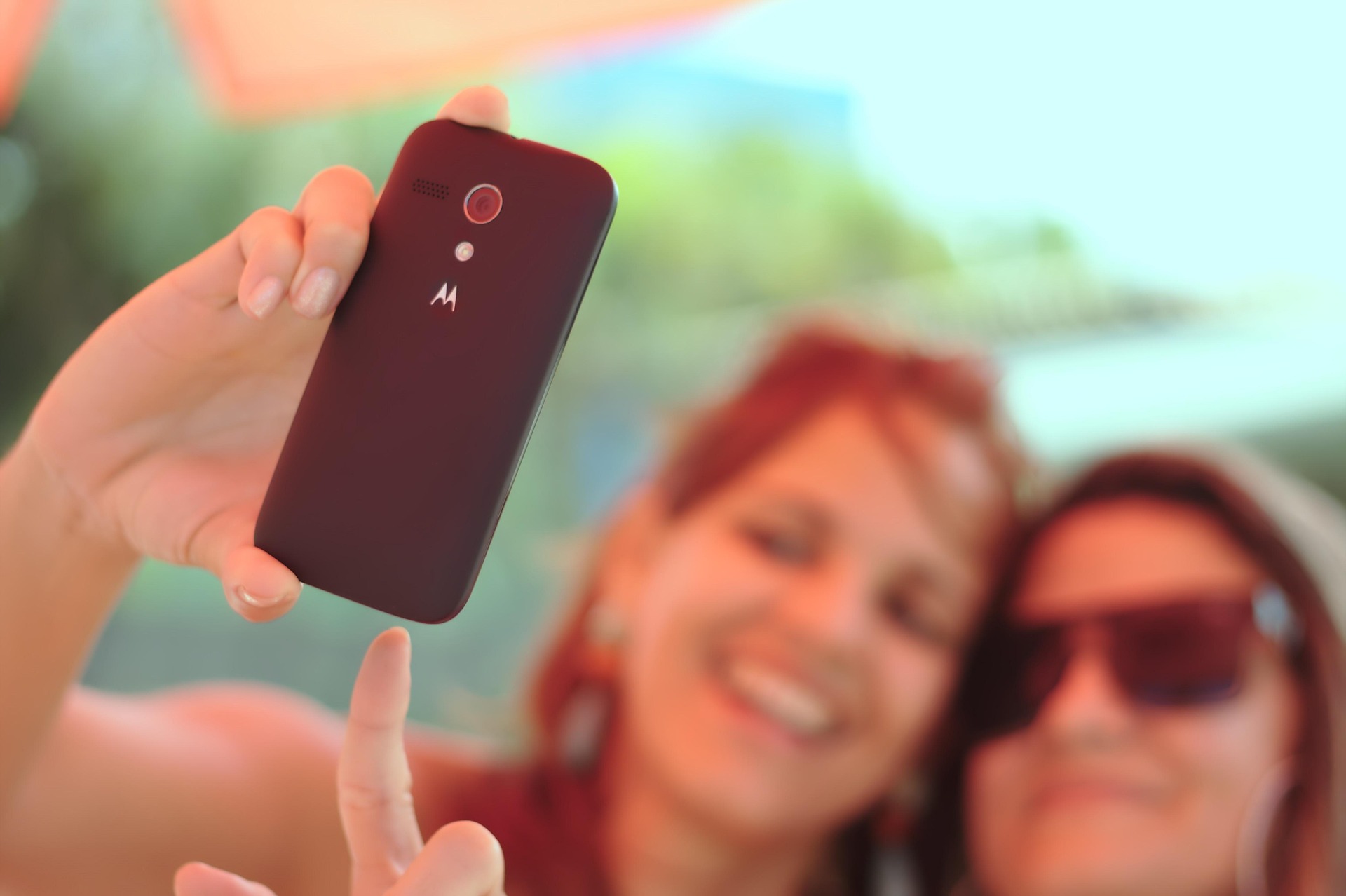 Conheça o design e construção do Moto G86