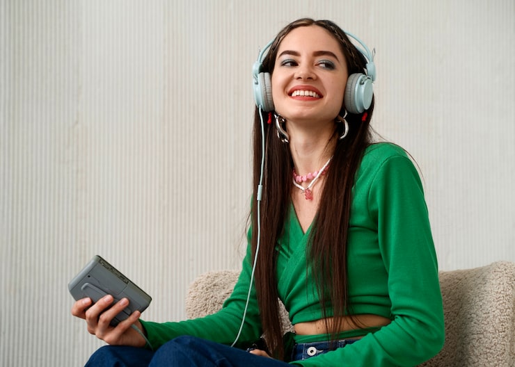 Shark Aspirador de Pó Robot IQ AV1002AE: Silêncio e Eficiência para Você Ouvir Música sem Interrupções